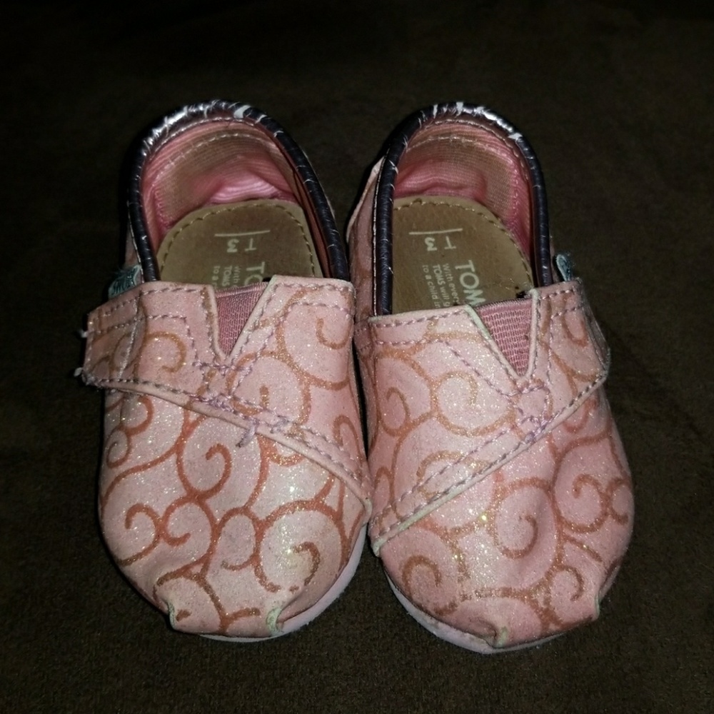 Pink Toddler Toms